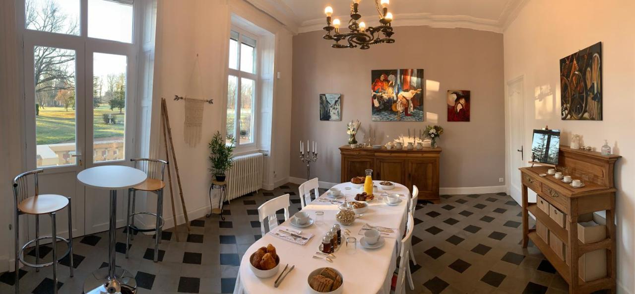 Bed and Breakfast Domaine Berenguer Ouches Exteriér fotografie