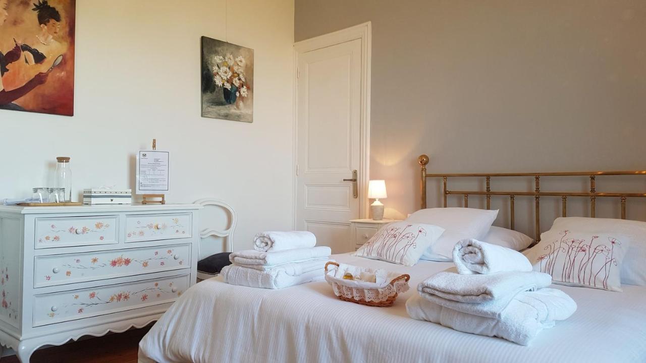 Bed and Breakfast Domaine Berenguer Ouches Exteriér fotografie
