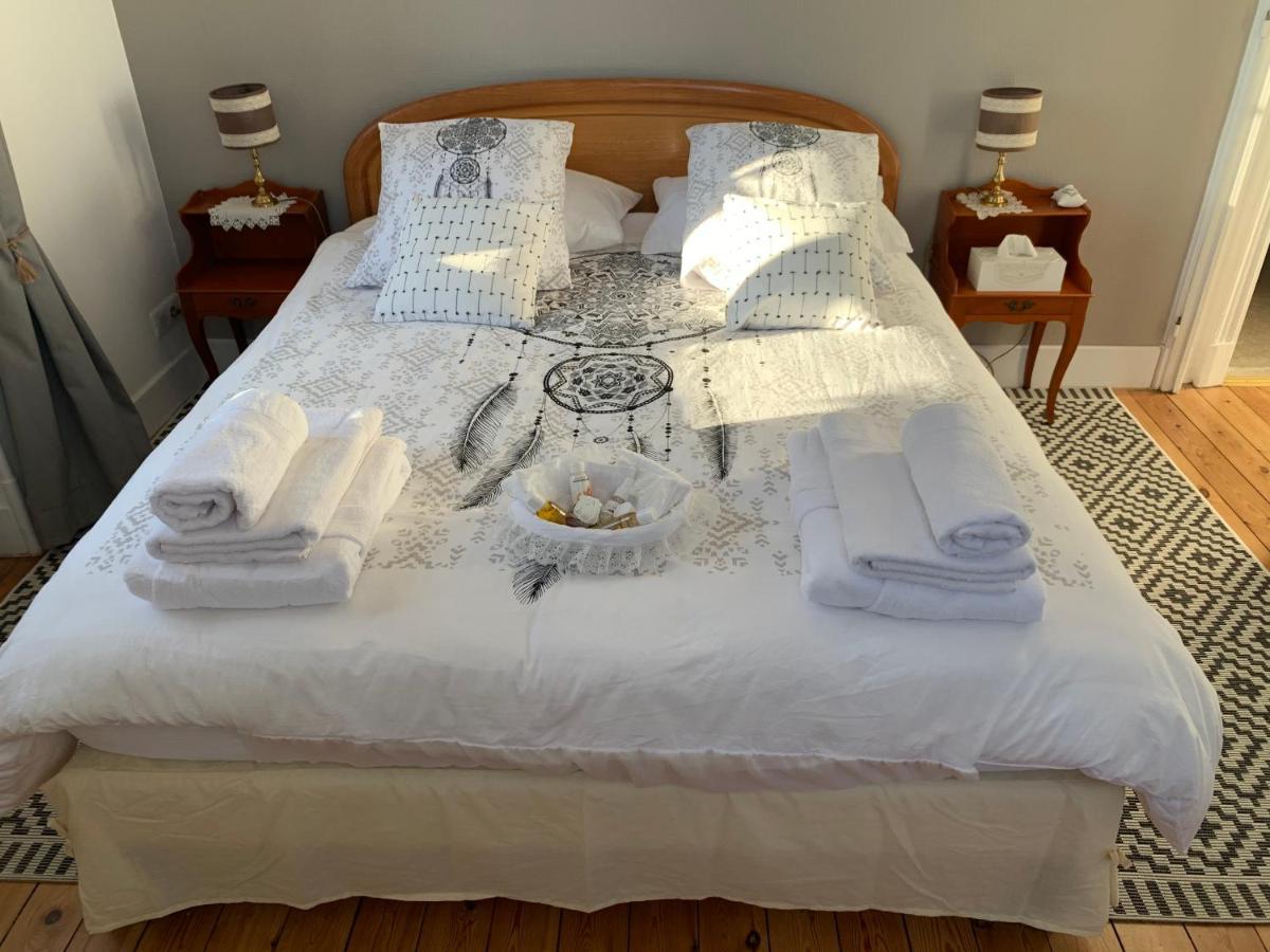 Bed and Breakfast Domaine Berenguer Ouches Exteriér fotografie