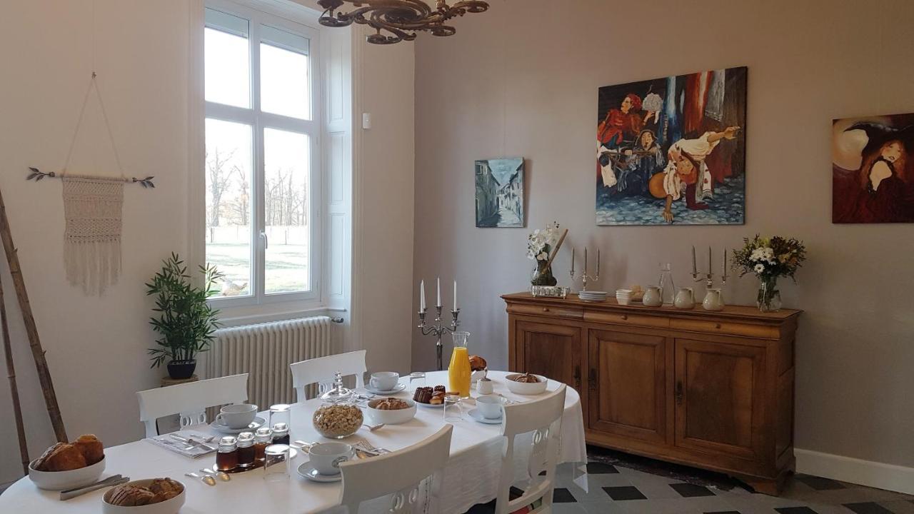 Bed and Breakfast Domaine Berenguer Ouches Exteriér fotografie